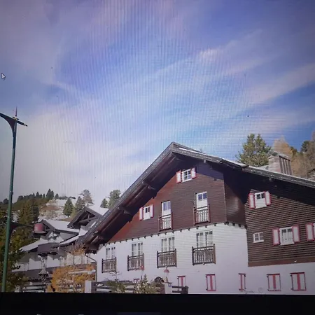 Romerstrashouse * Untertauern